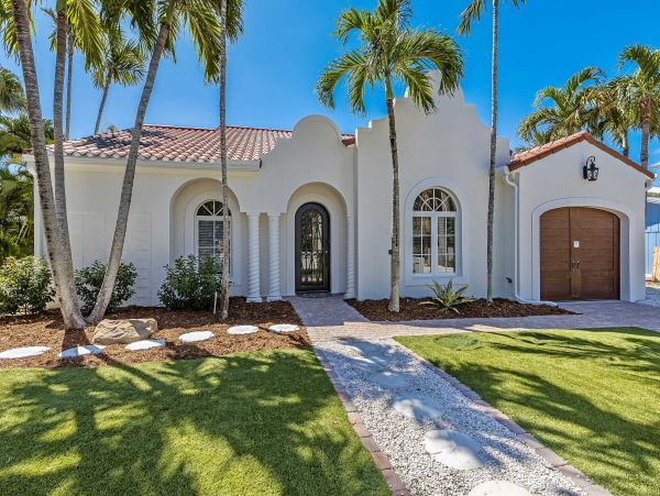 Luxury Captiva Island Vacation Rental 5 Bedroom Beach Villa Pool Spa  Near Captiva Village