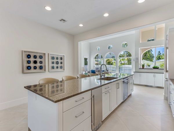 Luxury Captiva Island Vacation Rental 5 Bedroom Beach Villa Pool Spa  Near Captiva Village