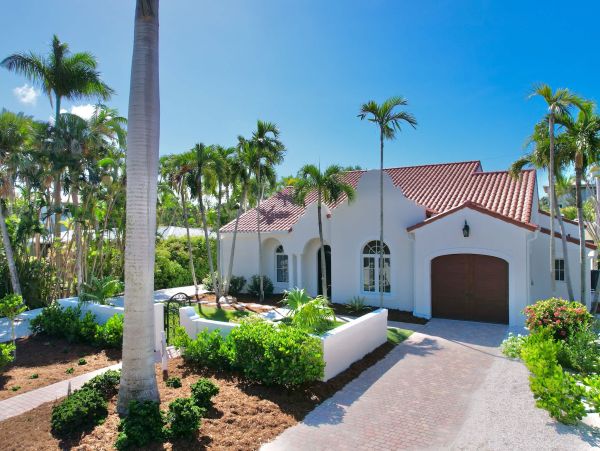 Luxury Captiva Island Vacation Rental 5 Bedroom Beach Villa Pool Spa  Near Captiva Village