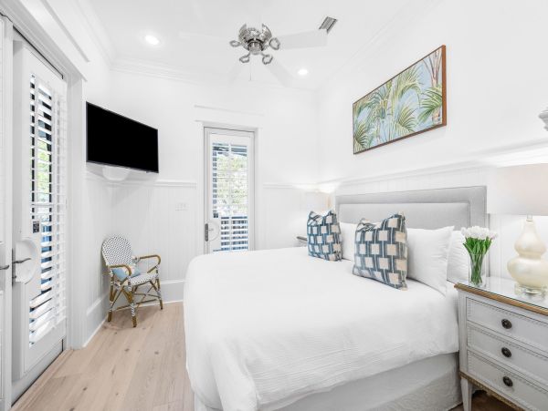 Luxury WaterColor Vacation Rental - Emerald Coast Beach House