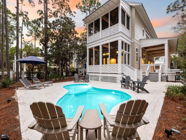 Luxury WaterColor Vacation Rental - Emerald Coast Beach House