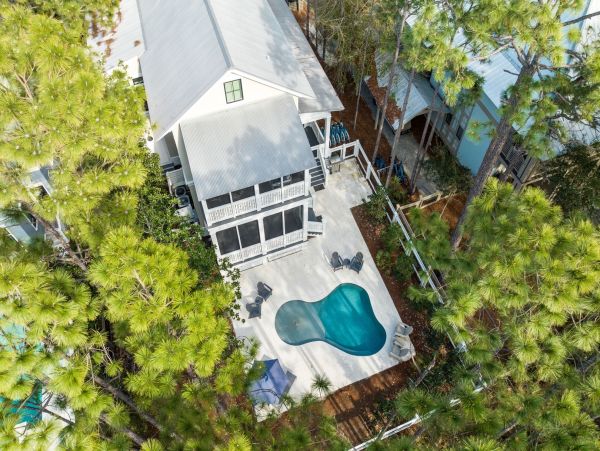 Luxury WaterColor Vacation Rental - Emerald Coast Beach House