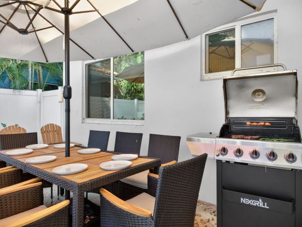 Ideal Retreat Florida Vacation Home - Near Fort Lauderdale Beach 3-Bedroom Home