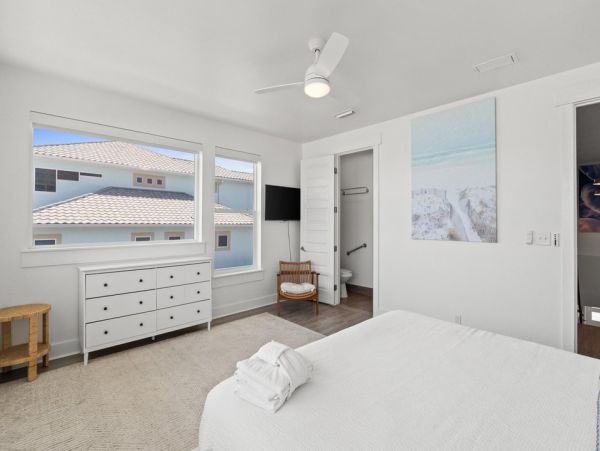 Luxurious Beachfront Retreat in Panama Beach - 6 Bedroom Duplex