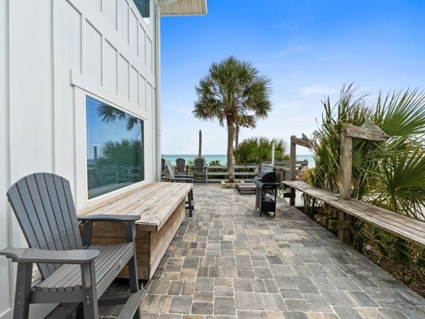 Luxurious Beachfront Retreat in Panama Beach - 6 Bedroom Duplex