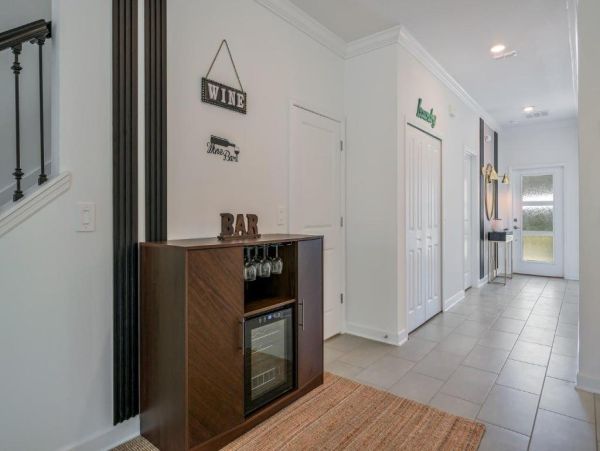 Luxurious 5-Bedroom Townhouse Near Disney World