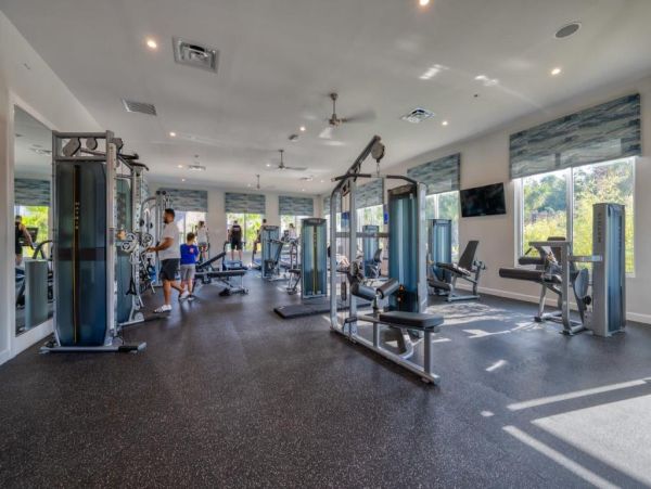 Luxurious 5-Bedroom Townhouse Near Disney World