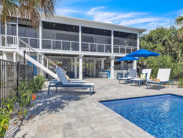 Luxury Island Retreat on North Captiva Island - Private Pool & Outdoor Bar