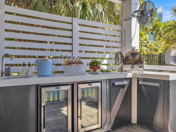Luxury Island Retreat on North Captiva Island - Private Pool & Outdoor Bar