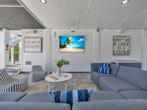 Luxury Island Retreat on North Captiva Island - Private Pool & Outdoor Bar