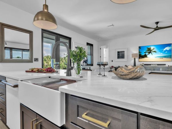 Luxury Island Retreat on North Captiva Island - Private Pool & Outdoor Bar