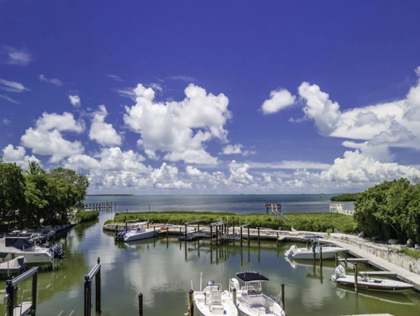 New Islamorada Luxury Vacation Pool Home & Dock