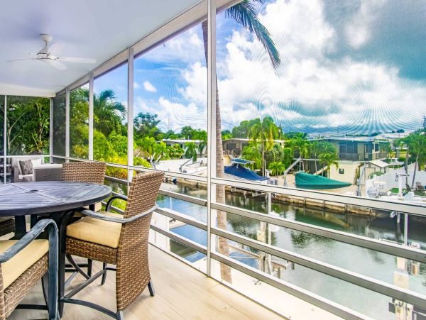 Luxurious Canal-Front Vacation Home in Tavernier, Florida Keys