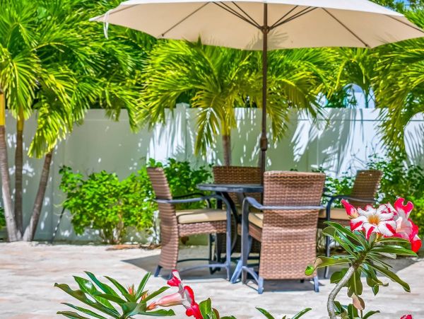 Luxurious Canal-Front Vacation Home in Tavernier, Florida Keys