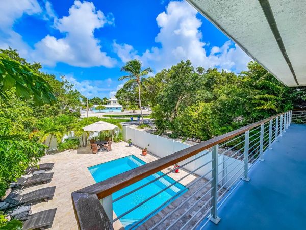 Luxurious Canal-Front Vacation Home in Tavernier, Florida Keys