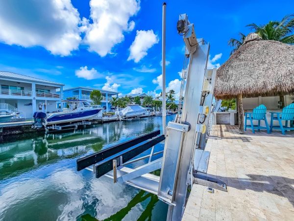 Luxurious Canal-Front Vacation Home in Tavernier, Florida Keys