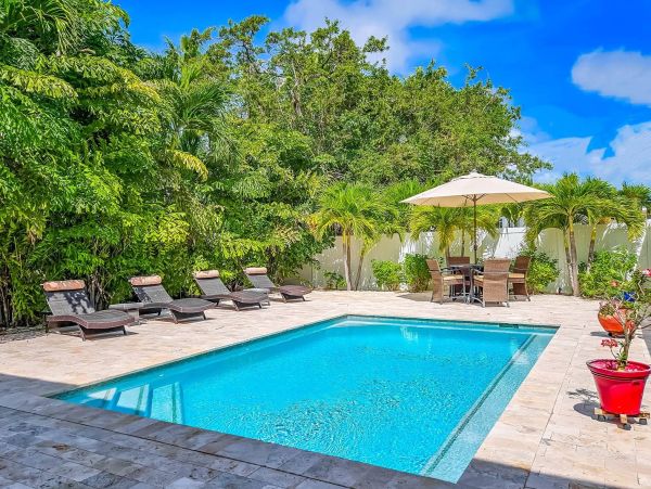 Luxurious Canal-Front Vacation Home in Tavernier, Florida Keys