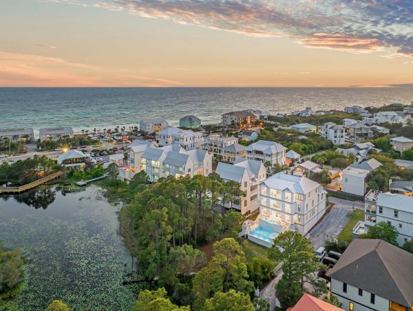 Luxury Beach Retreat on 30A -  Elegance & Comfort