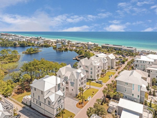 Luxury Beach Retreat on 30A -  Elegance & Comfort