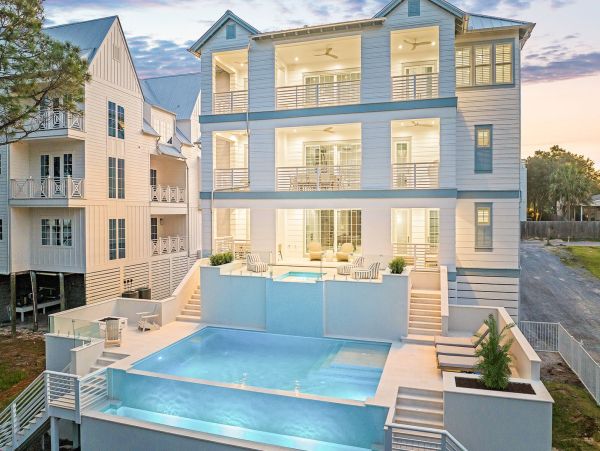 Luxury Beach Retreat on 30A -  Elegance & Comfort