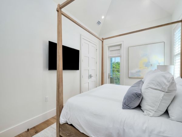 Luxury Beach Retreat on 30A -  Elegance & Comfort