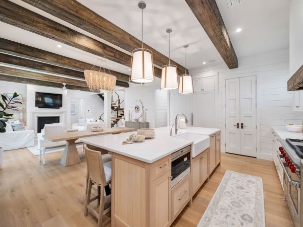 Luxury Beach Retreat on 30A -  Elegance & Comfort