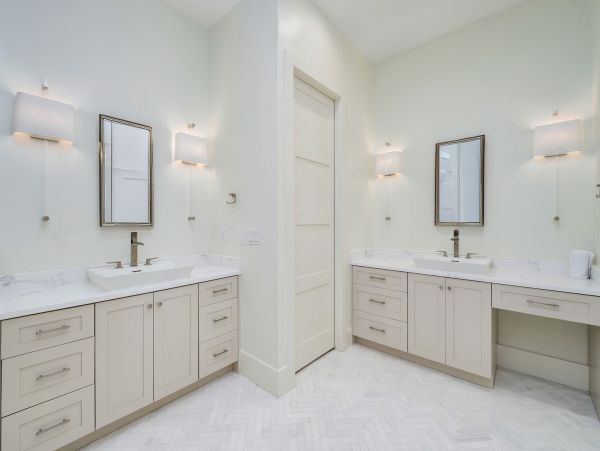 Luxury Beach Retreat on 30A -  Elegance & Comfort