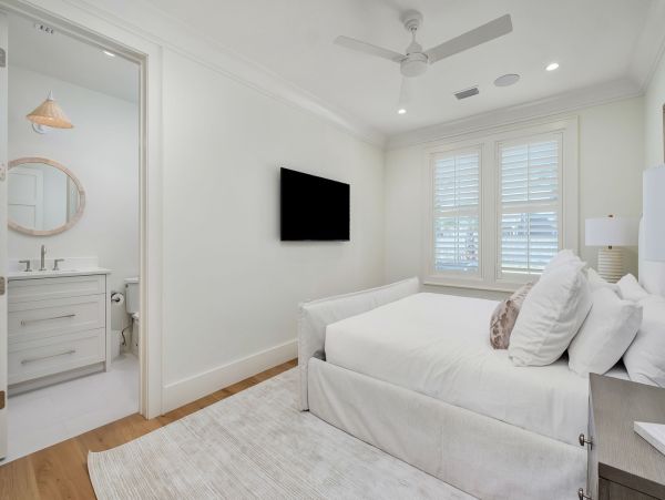 Luxury Beach Retreat on 30A -  Elegance & Comfort