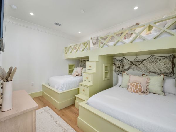 Luxury Beach Retreat on 30A -  Elegance & Comfort