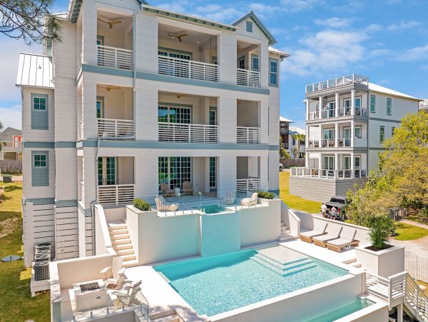 Luxury Beach Retreat on 30A -  Elegance & Comfort