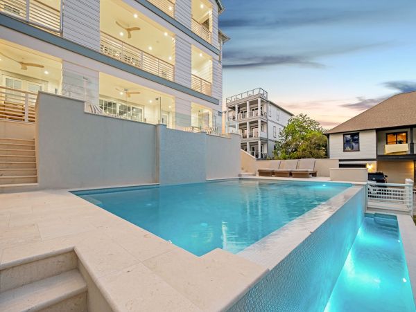 Luxury Beach Retreat on 30A -  Elegance & Comfort