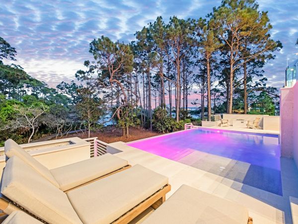 Luxury Beach Retreat on 30A -  Elegance & Comfort