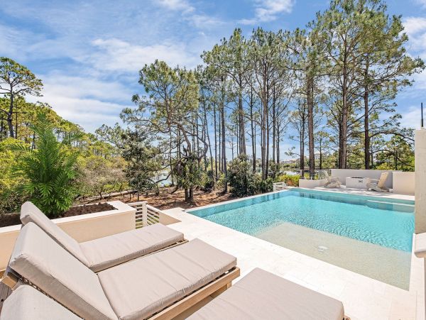 Luxury Beach Retreat on 30A -  Elegance & Comfort