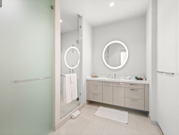 The Most Luxurious Vacation Beach Community on Longboat Key