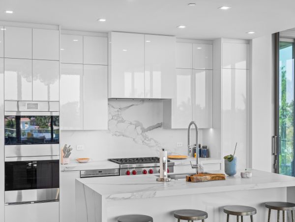 The Most Luxurious Vacation Beach Community on Longboat Key
