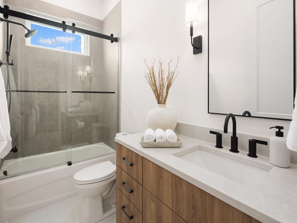Luxurious Beachside Retreat Near Belleair & Indian Rocks Beaches