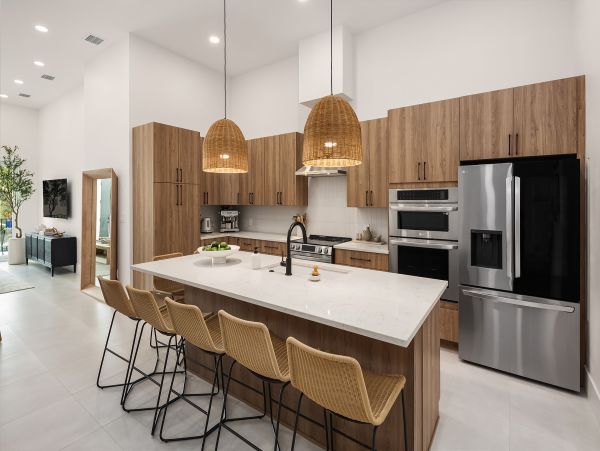 Luxurious Beachside Retreat Near Belleair & Indian Rocks Beaches