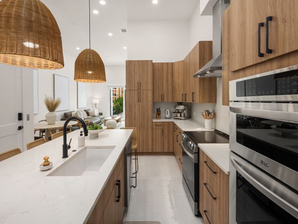 Luxurious Beachside Retreat Near Belleair & Indian Rocks Beaches