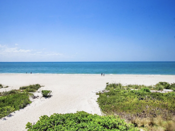 Sanibel Island Three Bedroom Beachfront Townhome Pool Views Sleeps Eight