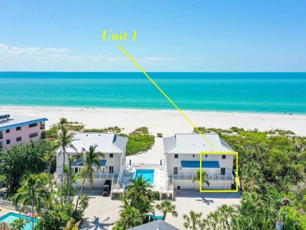 Sanibel Island Three Bedroom Beachfront Townhome Pool Views Sleeps Eight