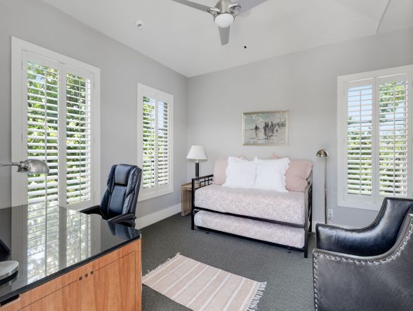 Luxurious Beachfront Home in Sanibel Island - Your Perfect Getaway