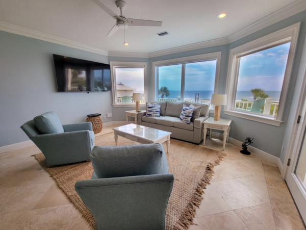 St. George Island Luxury Beach Villa Massive Pool 12 beds Sleeps 21