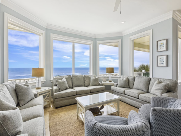 St. George Island Luxury Beach Villa Massive Pool 12 beds Sleeps 21