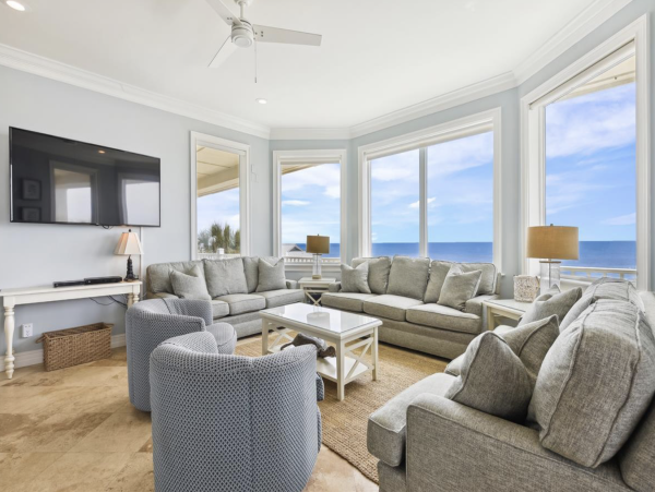 St. George Island Luxury Beach Villa Massive Pool 12 beds Sleeps 21