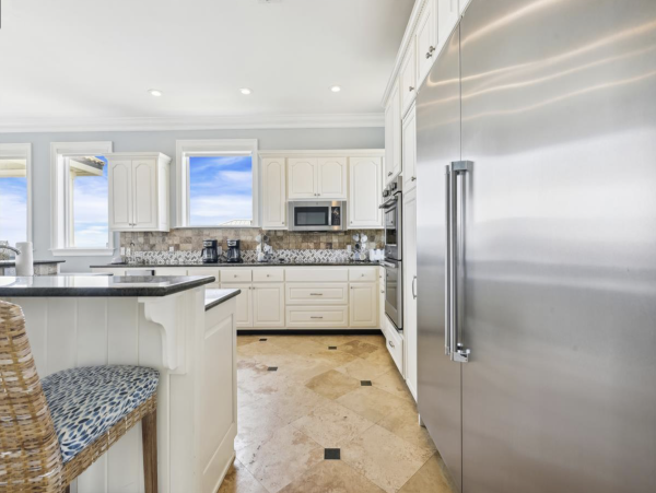 St. George Island Luxury Beach Villa Massive Pool 12 beds Sleeps 21