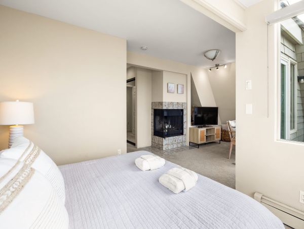 Coastal Family Retreat in Selva Beach - 4-Bedroom Home Near Manresa State Beach