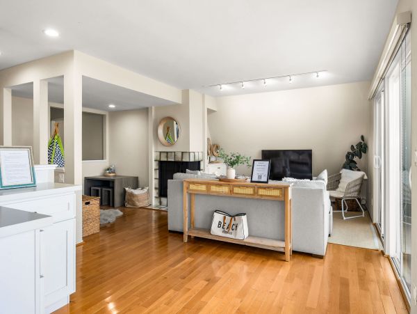 Coastal Family Retreat in Selva Beach - 4-Bedroom Home Near Manresa State Beach