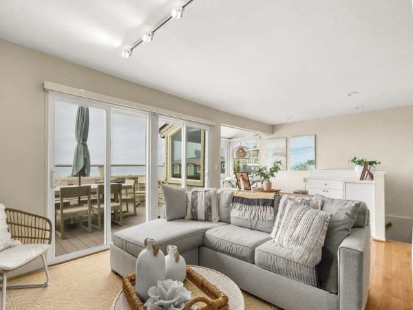 Coastal Family Retreat in Selva Beach - 4-Bedroom Home Near Manresa State Beach