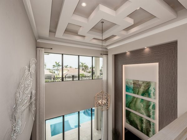 Luxurious Waterfront Home - 5-Bedrooms with Great Amenities