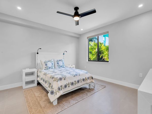 Luxurious Waterfront Retreat in Coco Plum - 5-Bedroom, Private Pool & Dock